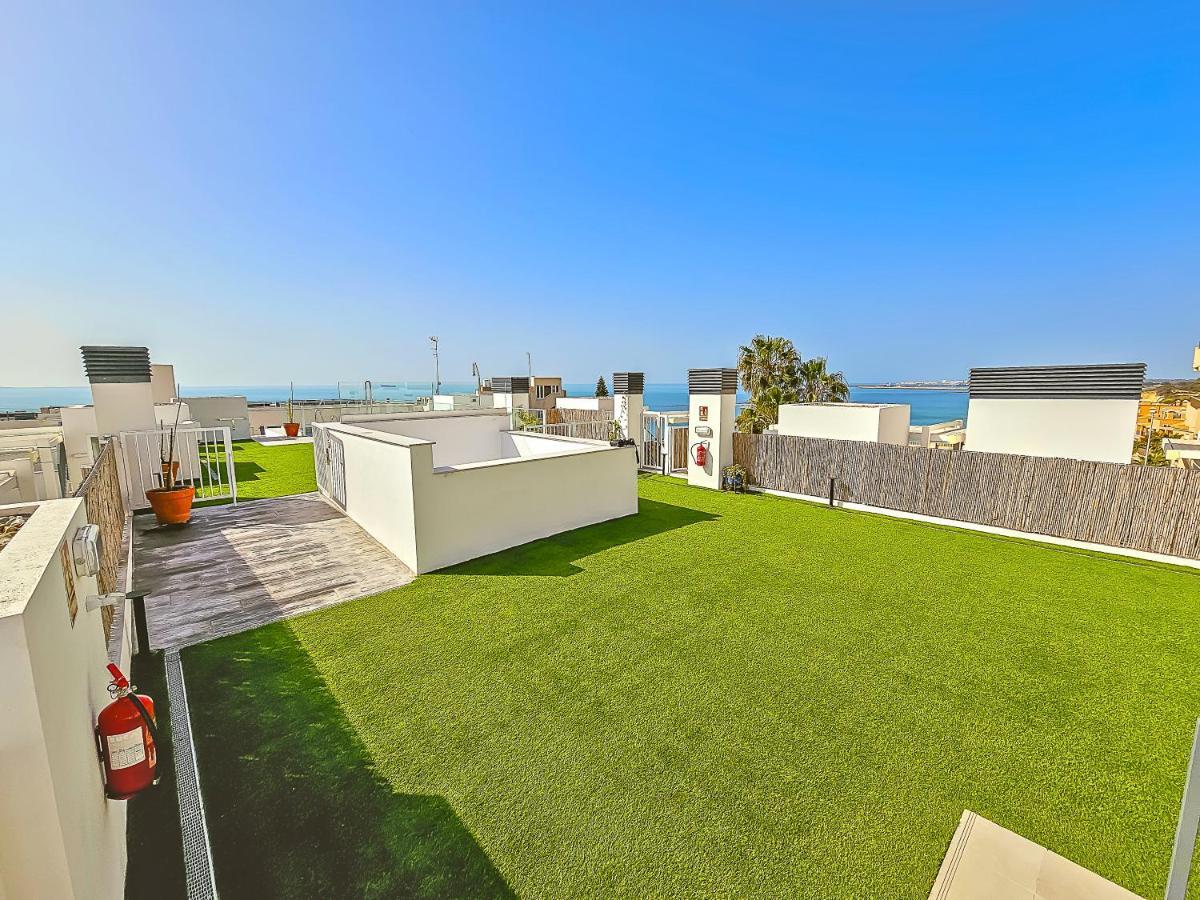 Oceanfront Duplex With A Rooftop Pool And Terrace El Puerto de Santa María Esterno foto